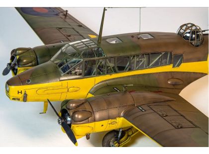 Airfix Classic Kit letadlo A09191 - Avro Anson Mk.I (1:48) - Poškozený obal