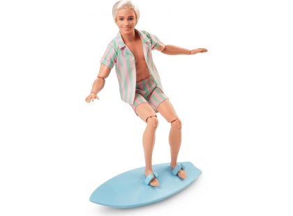 Barbie Ken v ikonickém filmovém outfitu HPJ97