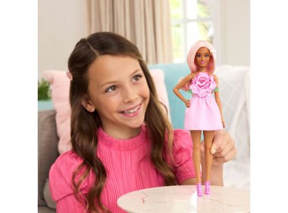 Barbie Modelka - růžové šaty s růží Barbie Modelka - růžové šaty s růží