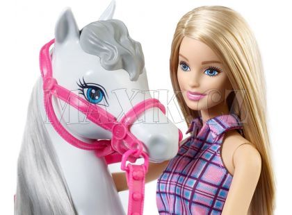 Mattel Barbie panenka s bílým koněm