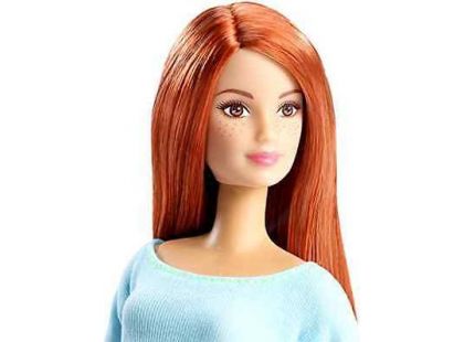 Barbie Panenka v pohybu - Modré triko s oranžovým pruhem