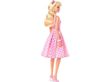 Barbie v ikonickém filmovém outfitu HPJ96