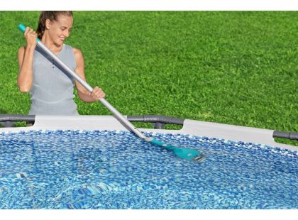 Bestway Bazénový bateriový tyčový vysavač AquaTech™ 150 cm do Ø 305 cm