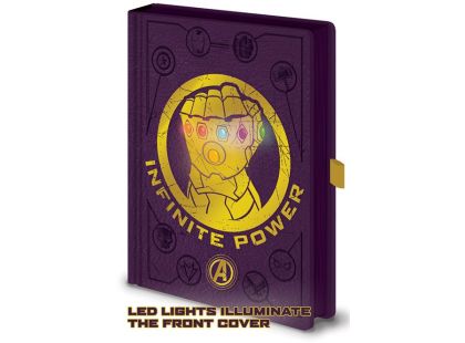 Zápisník A5 premium svítící Avengers
