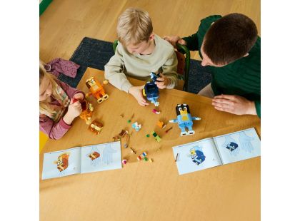 LEGO® Bluey 11217 Bluey a její rodinka z kostek