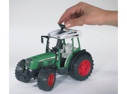 Bruder 02100 Traktor Fendt Farmer