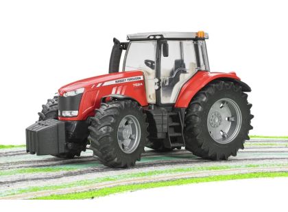 Bruder 03046 Traktor Massey Ferguson 7624 - Poškozený obal