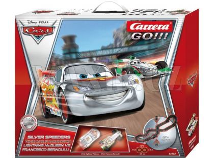 Carrera GO Autodráha Disney Cars 2 - Silver Speeders