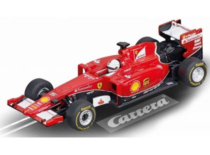 Carrera GO! Formule Ferrari SF15-T S.Vettel