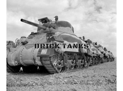Cobi 2464A Malá armáda Sherman M4A1