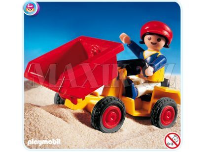 Dítě s traktůrkem Playmobil 4600
