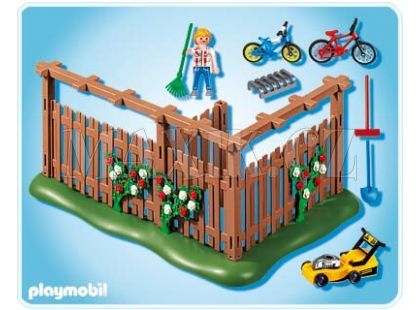 Dvorek Playmobil 4280