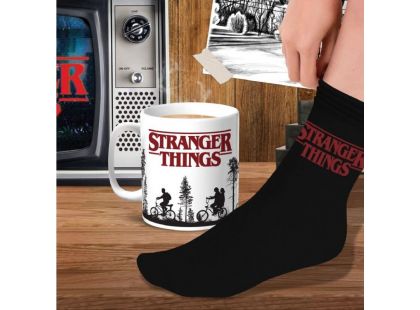 Epee Set Stranger Things hrnek a ponožky
