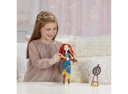 Hasbro Disney Princess Princezna s módními doplňky Merida
