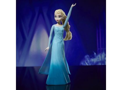 Hasbro Ledové Království 2 Elsa královská proměna