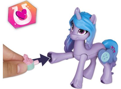 Hasbro My Little Pony Izzy Moonbow čajová párty hrací set