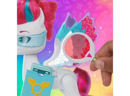 Hasbro My Little Pony Poník s křídly figurka 14 cm Zipp Storm