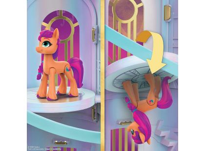 Hasbro My Little Pony závod na zámku