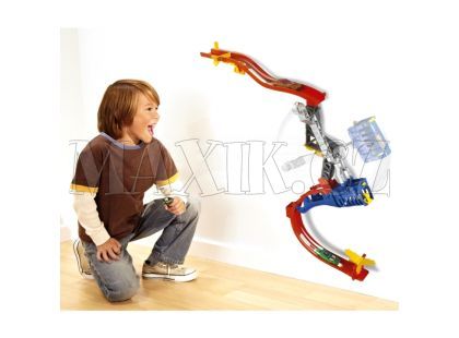 Hot Wheels Jízda po zdi základní sada - Drift Rally Spinout