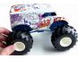 Hot Wheels Monster trucks kaskadérské kousky Milk Monster 4