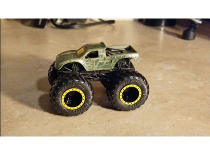 Hot Wheels Monster trucks kaskadérské kousky Tactical Unit