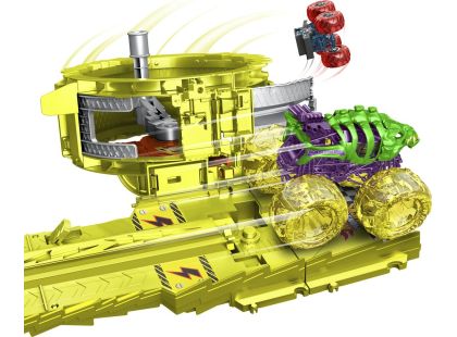 Hot Wheels Monster Trucks Power Smashers dráha masivní destrukce - Poškozený obal