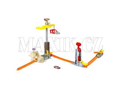 Hot Wheels P7613 Trick Track Spin Wrecker