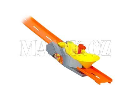 Hot Wheels P7613 Trick Track Spin Wrecker