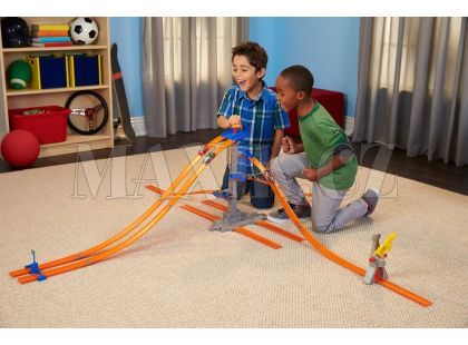 Hot Wheels Track Builder Věž