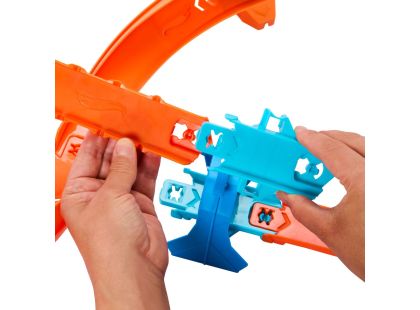 Hot Wheels Track Creator nabušená sada s boosterem - Poškozený obal