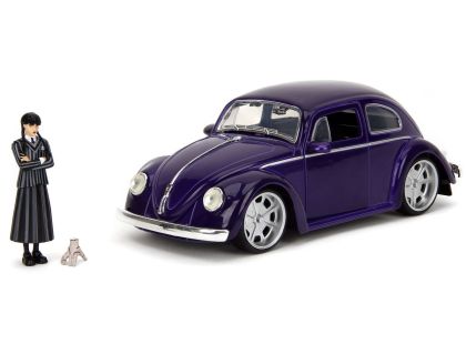 Jada Wednesday auto 1972 VW Beetle 1:24 a figurka Wednesday