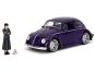 Jada Wednesday auto 1972 VW Beetle 1:24 a figurka Wednesday 3