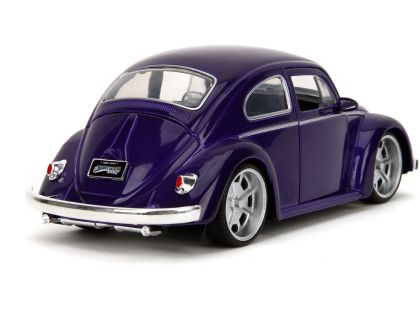 Jada Wednesday auto 1972 VW Beetle 1:24 a figurka Wednesday