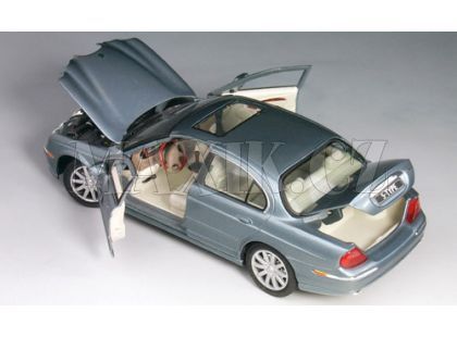 Jaguar S-Type Maisto 1:18