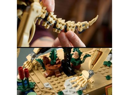 LEGO® Jurassic World 77985 Dinosauří fosilie: Triceratops