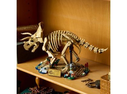 LEGO® Jurassic World 77985 Dinosauří fosilie: Triceratops