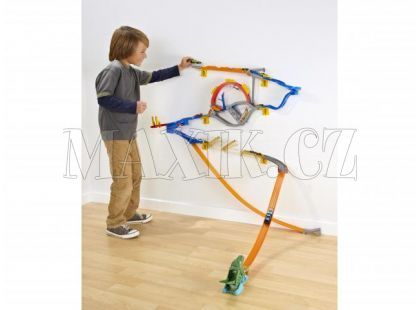 Jízda po zdi + angličák 5 ks Hot Wheels X7529