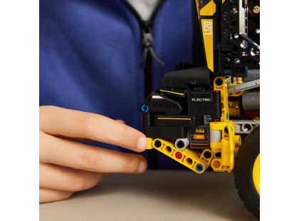 LEGO® Technic 42209 Kolový nakladač Volvo L120 Electric