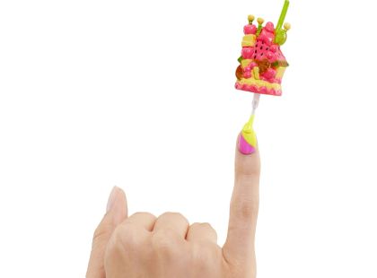 L.O.L. Surprise! OMG Nehtové studio s panenkou - Pinky Pops Fruit Shop - Poškozený obal