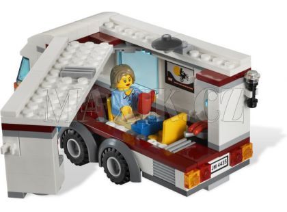 LEGO City 4435 Auto a karavan