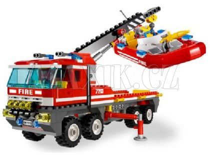 LEGO CITY 7213 Terénní hasičský vůz a člun