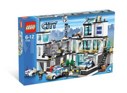 LEGO CITY 7744 Policejní stanice