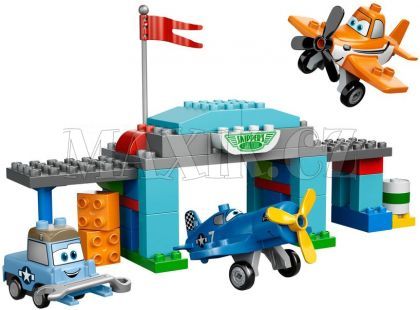 LEGO DUPLO Planes 10511 Skipperova letecká škola