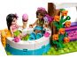 LEGO Friends 41313 Letní bazén v městečku Heartlake 5