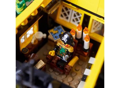 LEGO Ideas 21322 Pirates of Barracuda Bay