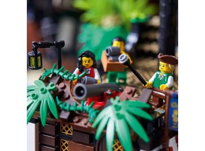 LEGO Ideas 21322 Pirates of Barracuda Bay