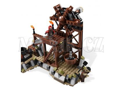 LEGO Pán Prstenu 9476 The Orc Forge