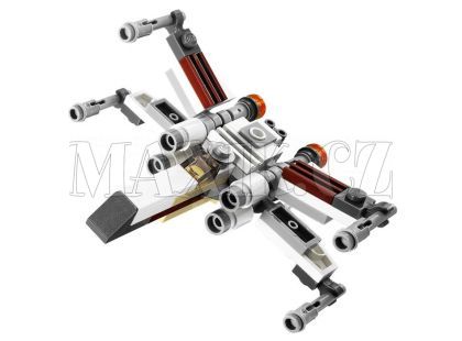 LEGO Star Wars 9677 Hvězdná stíhačka X-wing a Yavin