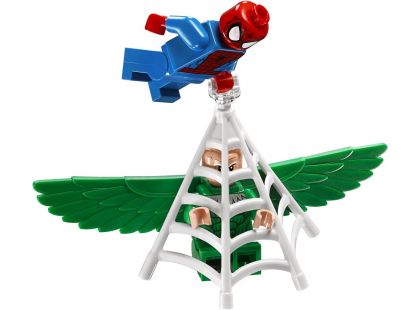 LEGO Super Heroes 76059 Spiderman: Past z chapadel doktora Ocka