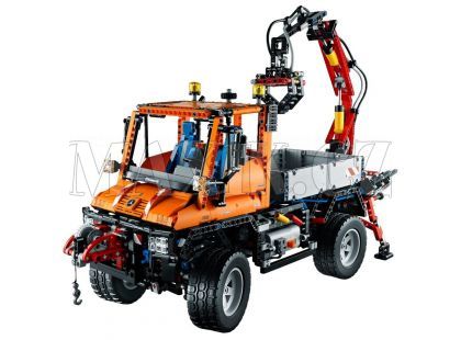 LEGO Technic 8110 Mercedes-Benz Unimog U400